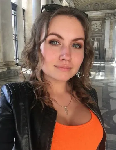 Вика, 23 года