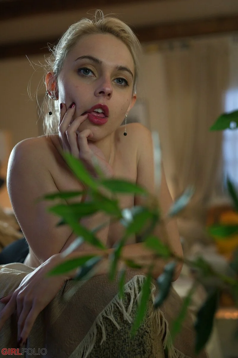 Мила